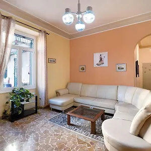 Casa Amira , Imperia Italia